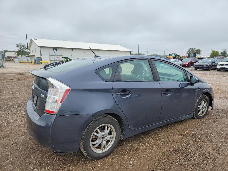 Zdjęcie 3 z aukcji – 2010 TOYOTA PRIUS z VIN JTDKN3DU9A5170077