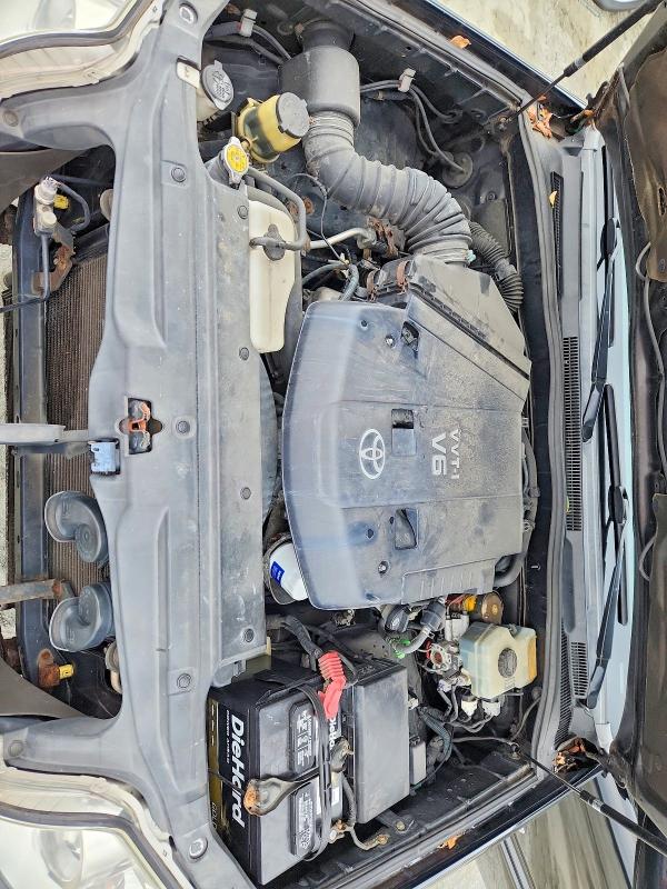 Photo 12 from auction – 2004 TOYOTA 4RUNNER with VIN JTEBU14R540032780