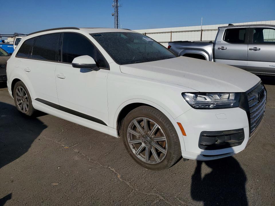 Фото 4 с аукциона – 2018 AUDI Q7 с VIN WA1VAAF79JD026131