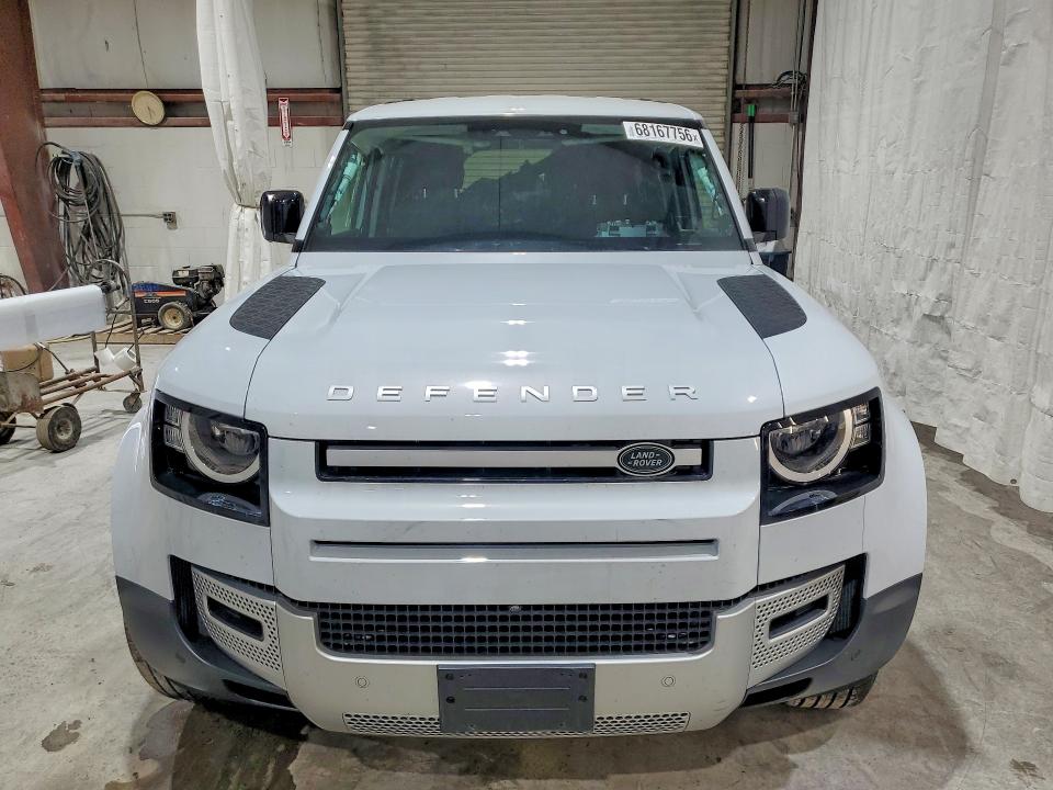 Photo 5 from auction – 2023 LAND ROVER DEFENDER with VIN SALEK7EX1P2185035