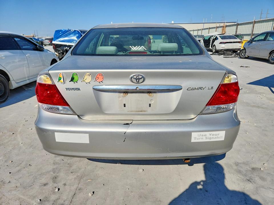 Photo 6 from auction – 2005 TOYOTA CAMRY with VIN 4T1BE32KX5U415493