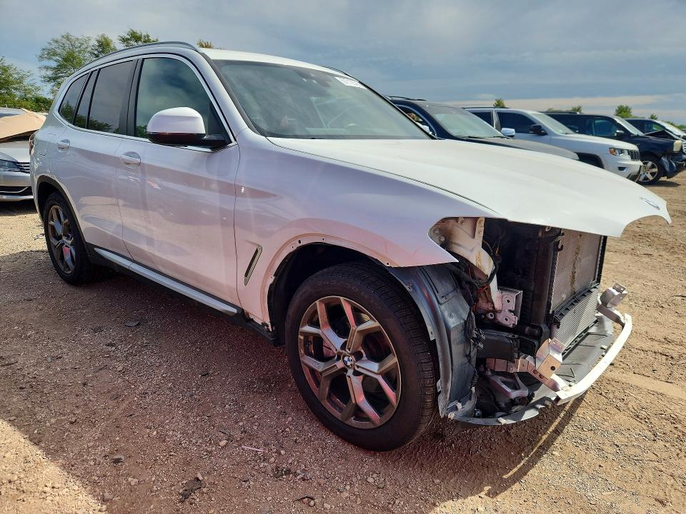 Фото 4 с аукциона – 2022 BMW X3 с VIN 5UX53DP00N9L59778
