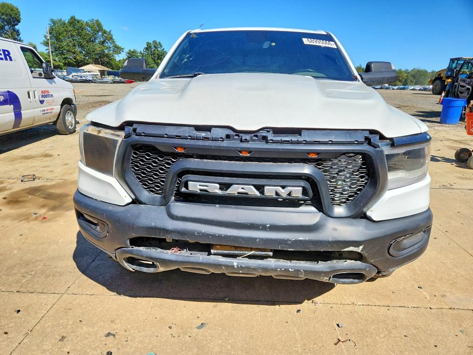 Фото 5 с аукциона – 2020 RAM 1500 с VIN 1C6RRELT9LN303566