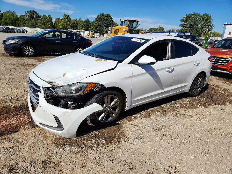 HYUNDAI ELANTRA 2017 с VIN 5NPD84LF5HH160469 - Снимка от търг