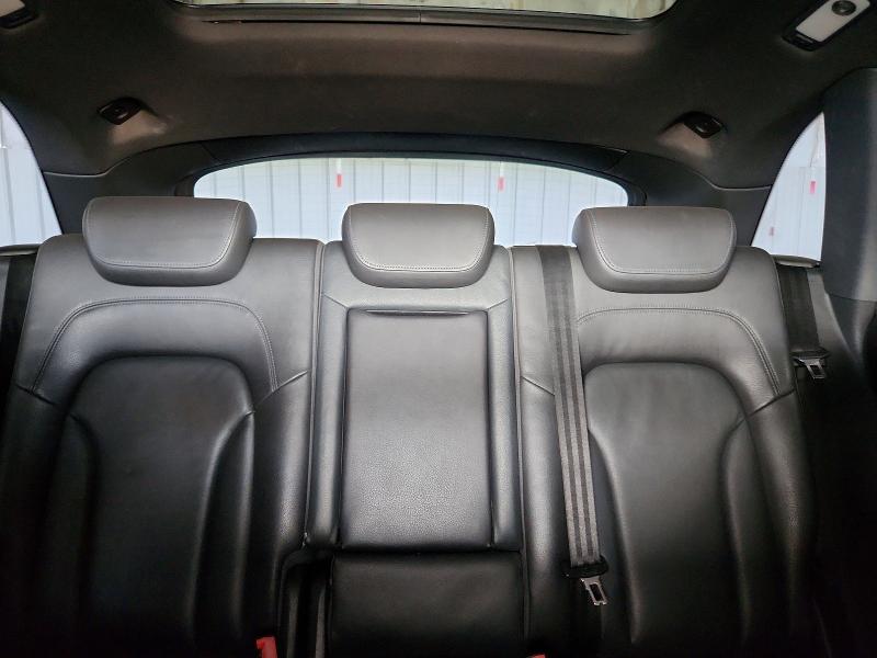 Photo 10 from auction – 2010 AUDI Q5 with VIN WA1MKAFP1AA083255