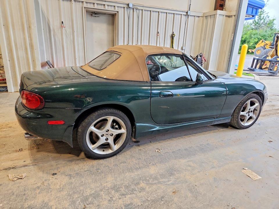Photo 3 from auction – 2002 MAZDA MX-5 MIATA with VIN JM1NB353620228379