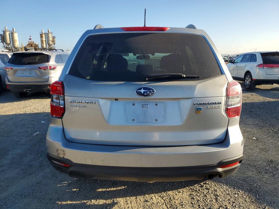 Zdjęcie 6 z aukcji – 2015 SUBARU FORESTER z VIN JF2SJAFC4FH565974