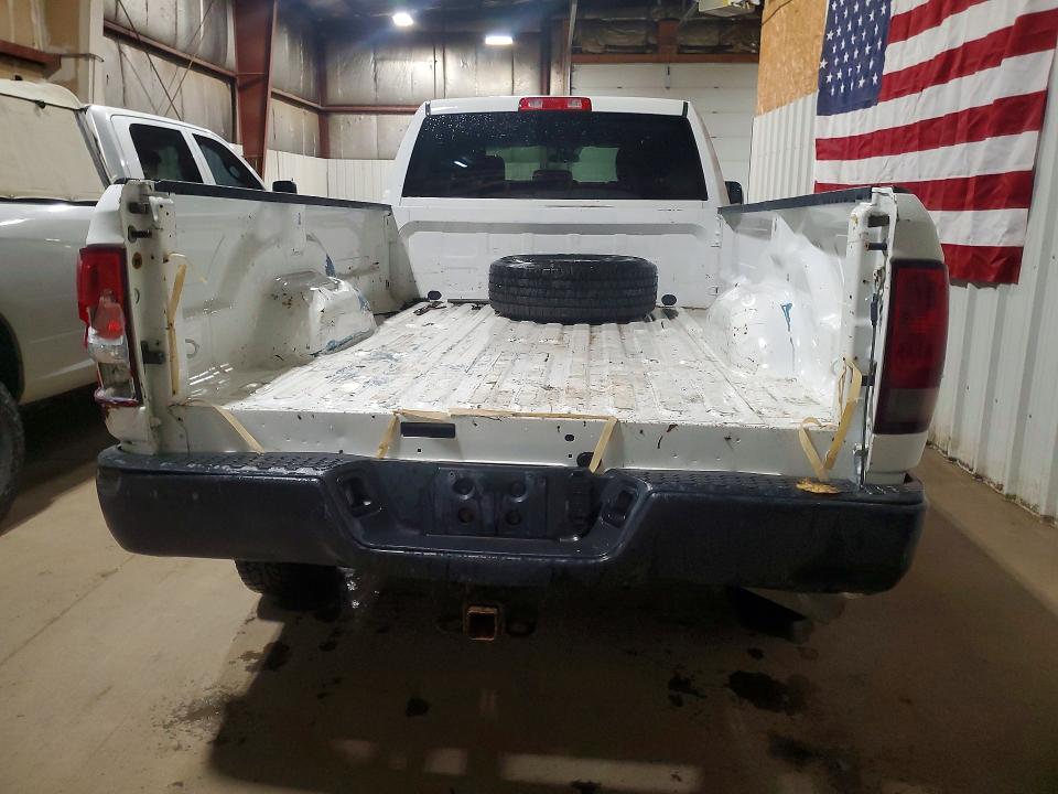 Фото 6 с аукциона – 2017 RAM 2500 с VIN 3C6UR5HJ8HG780653
