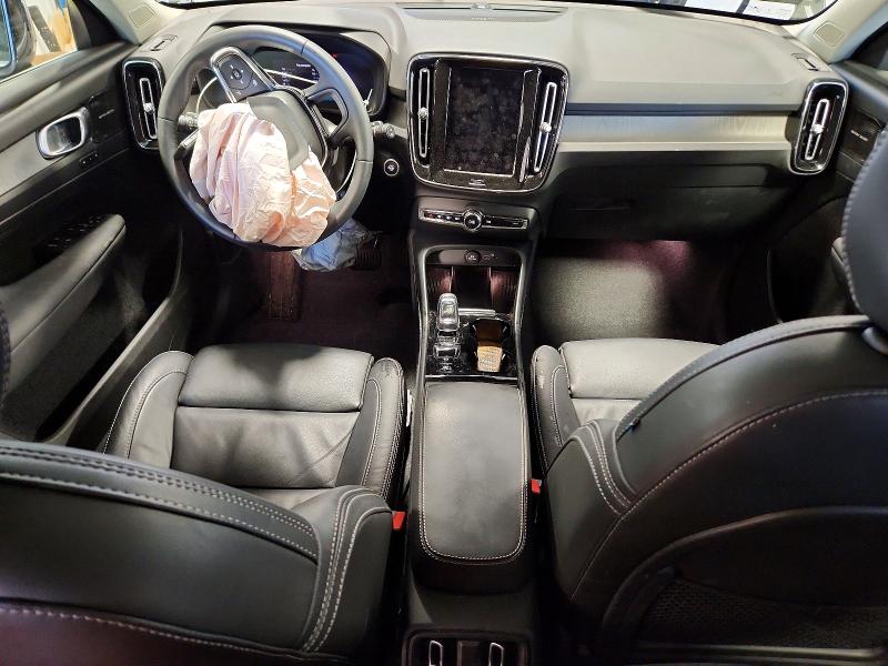 Снимка 8 от търг – 2024 VOLVO XC40 с VIN YV4L12UF9R2222846