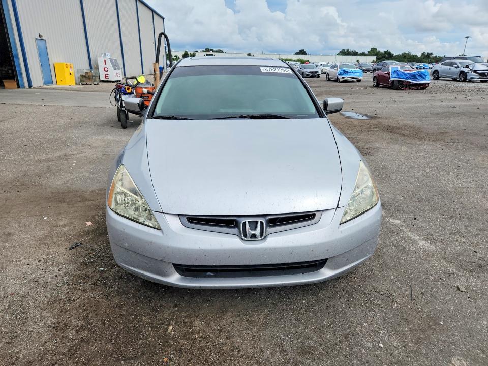 Photo 5 from auction – 2004 HONDA ACCORD with VIN JHMCM56764C010974