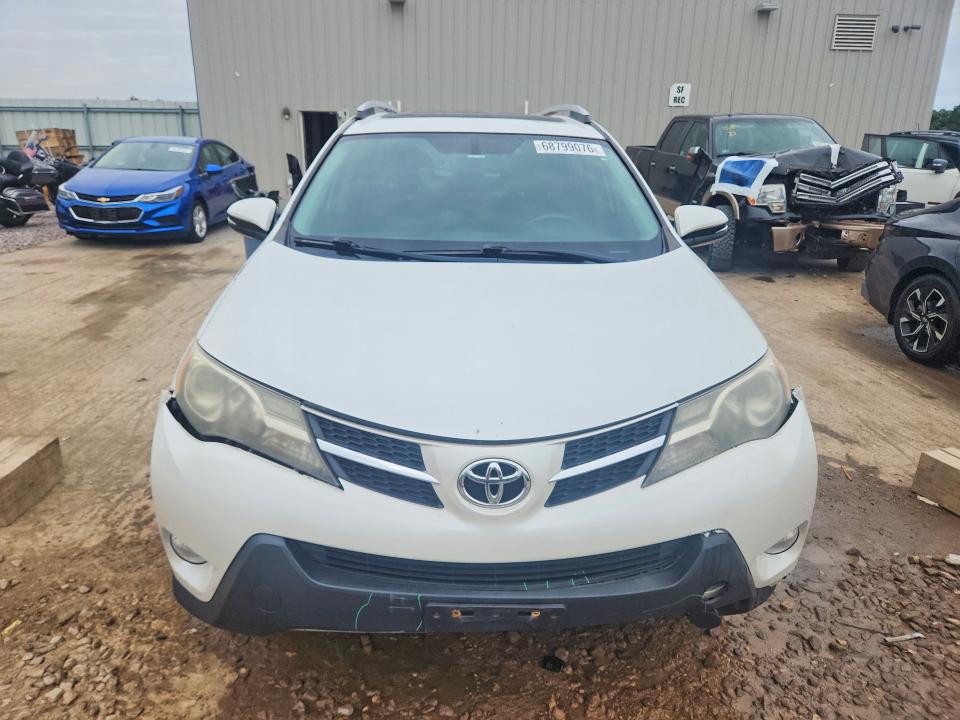 Photo 5 from auction – 2014 TOYOTA RAV4 with VIN 2T3DFREV1EW207847