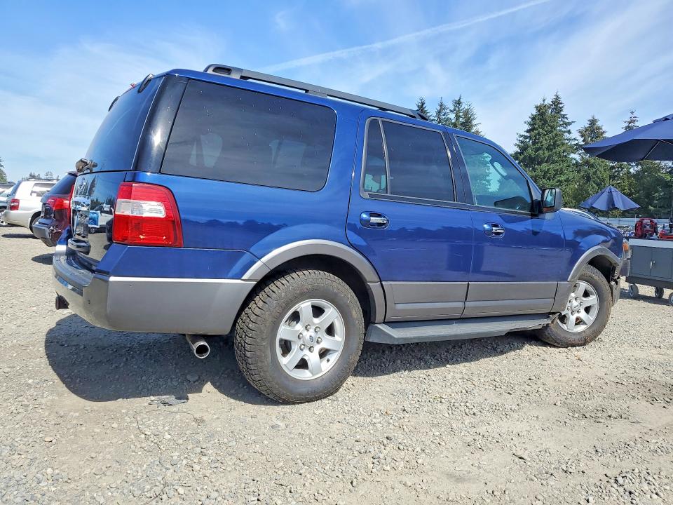 Photo 3 from auction – 2012 FORD EXPEDITION with VIN 1FMJU1H5XCEF05500