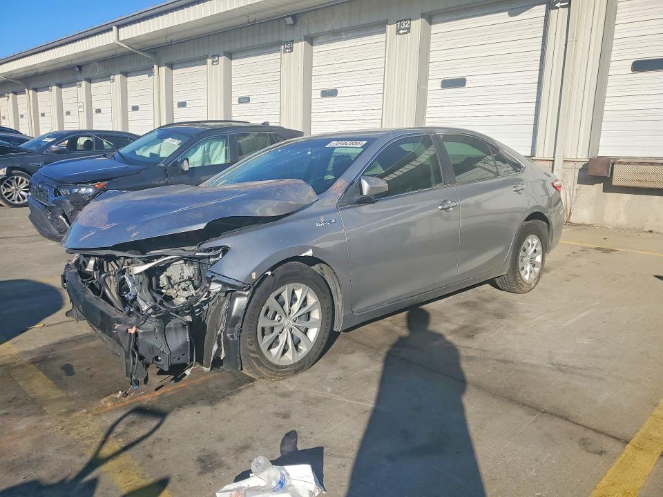 2015 TOYOTA CAMRY HYBRID - Търг №70462856