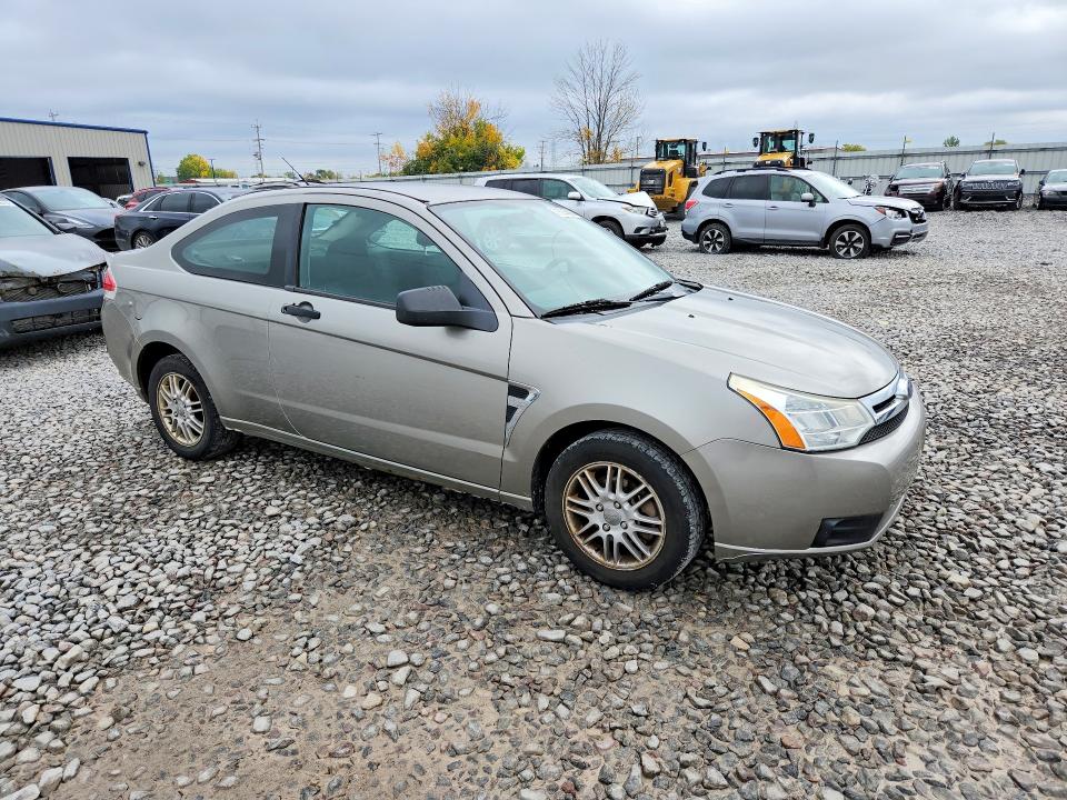 Снимка 4 от търг – 2008 FORD FOCUS с VIN 1FAHP33N58W102075