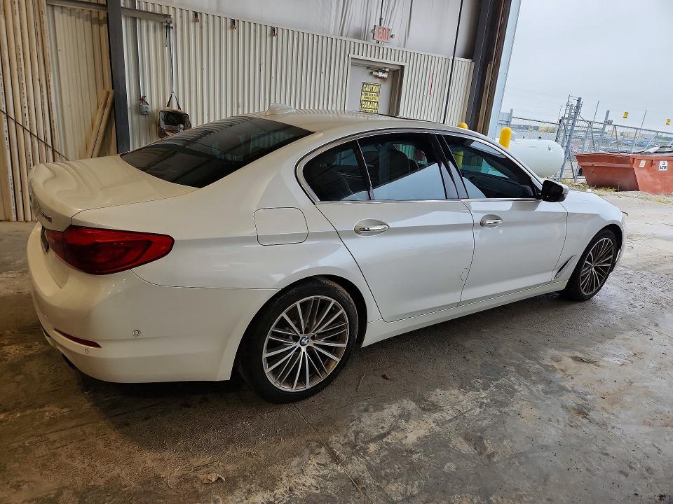 Снимка 3 от търг – 2017 BMW 530 с VIN WBAJA7C38HG457896