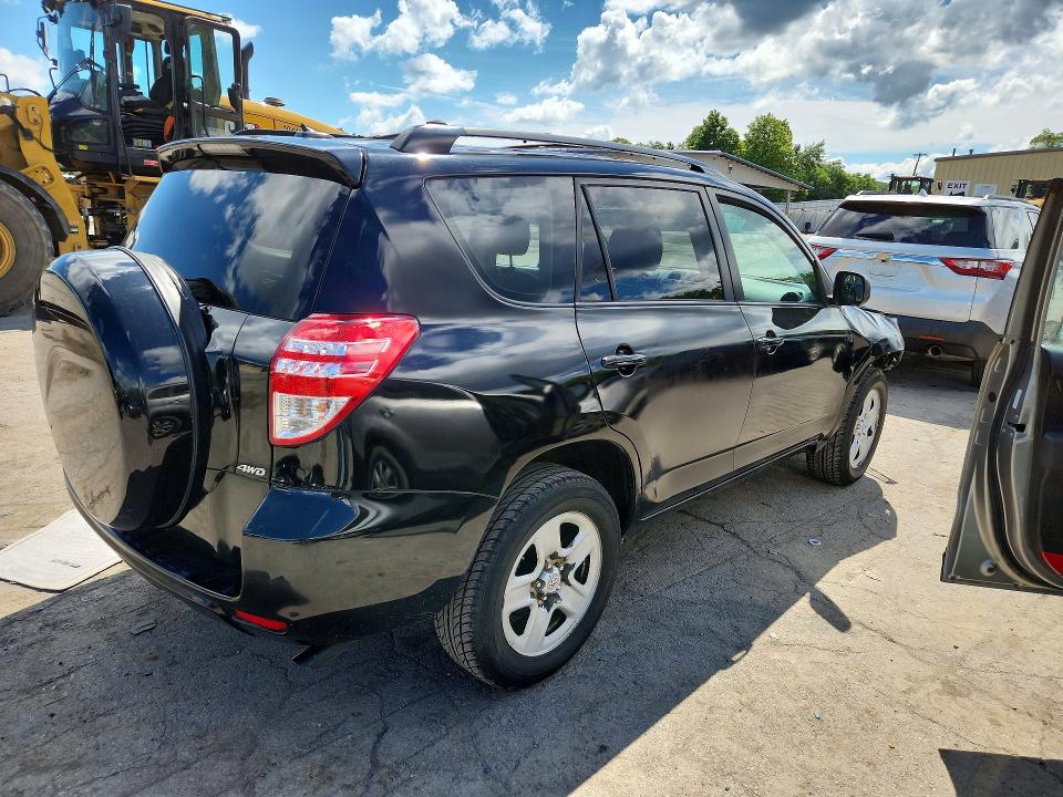 Снимка 3 от търг – 2011 TOYOTA RAV4 с VIN 2T3BF4DV3BW142832