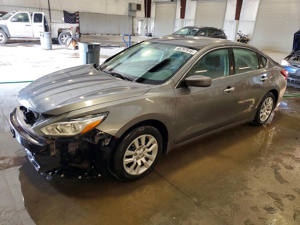 NISSAN ALTIMA 2016 with VIN 1N4AL3AP0GC252032 - Photo from auction
