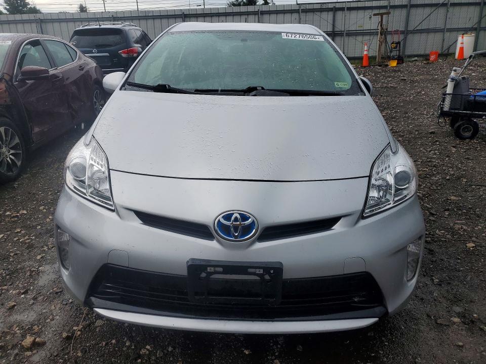 Photo 5 from auction – 2013 TOYOTA PRIUS with VIN JTDKN3DU0D5543608