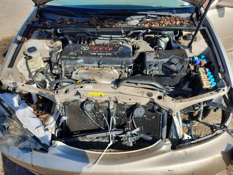 Photo 11 from auction – 2005 TOYOTA CAMRY with VIN 4T1BE32K25U507052