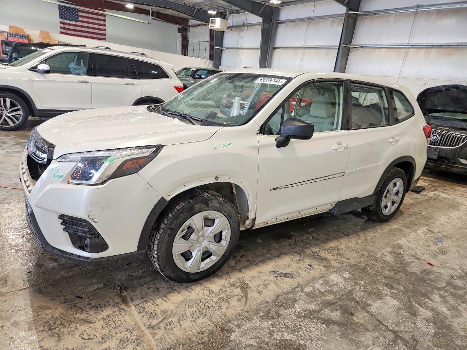SUBARU FORESTER 2023 z numerem VIN JF2SKAAC2PH404545 - Zdjęcie z aukcji