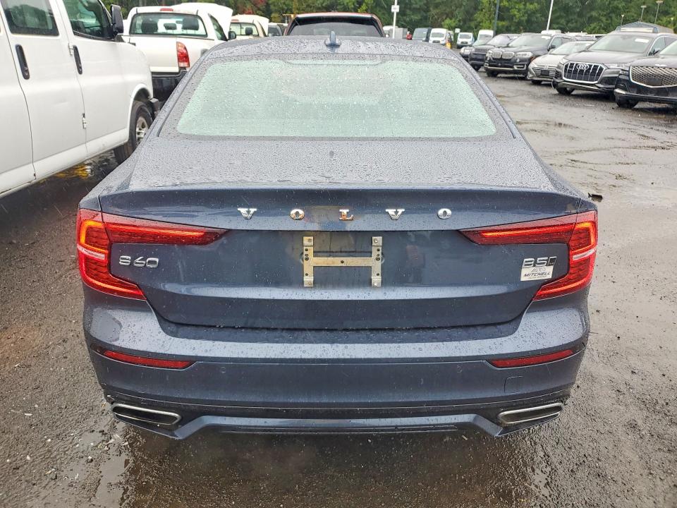 Photo 6 from auction – 2022 VOLVO S60 with VIN 7JRL12TZ6NG162411