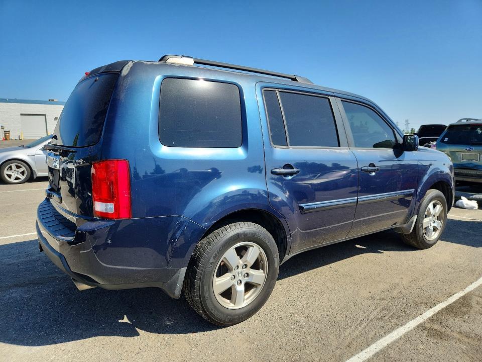 Photo 3 from auction – 2010 HONDA PILOT with VIN 5FNYF3H52AB011099