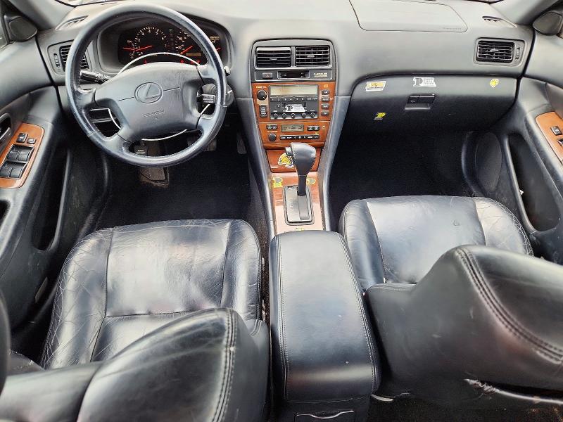 Photo 8 from auction – 2000 LEXUS ES with VIN JT8BF28G4Y0271173