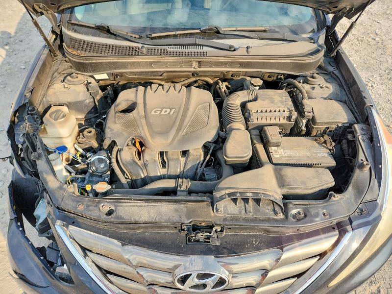 Photo 11 from auction – 2011 HYUNDAI SONATA with VIN 5NPEC4AC5BH115521