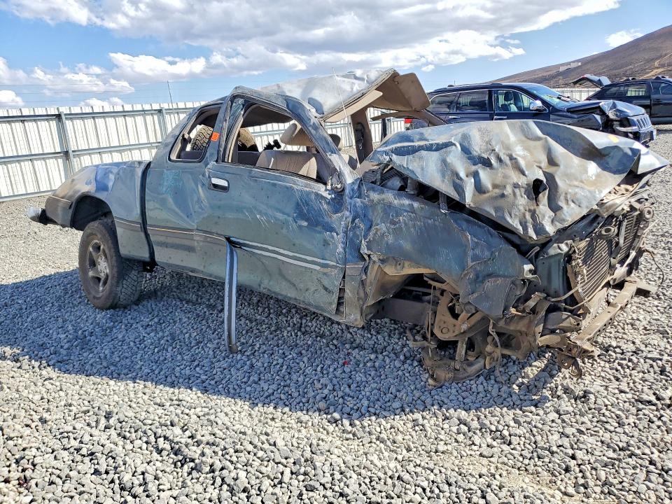 Photo 4 from auction – 1996 TOYOTA T100 with VIN JT4UN22D2T0027056