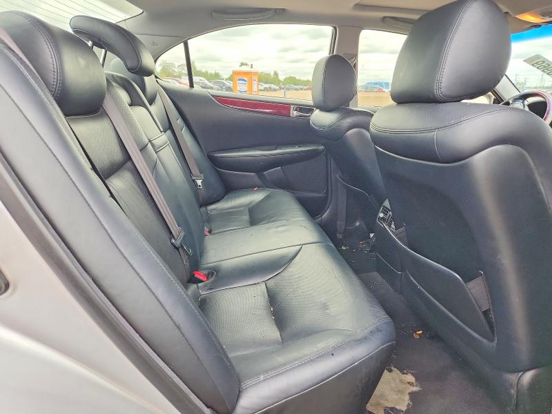 Photo 10 from auction – 2005 LEXUS ES with VIN JTHBA30G355130903