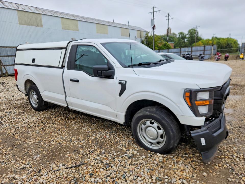 Photo 4 from auction – 2023 FORD F150 with VIN 1FTMF1CBXPKE33018