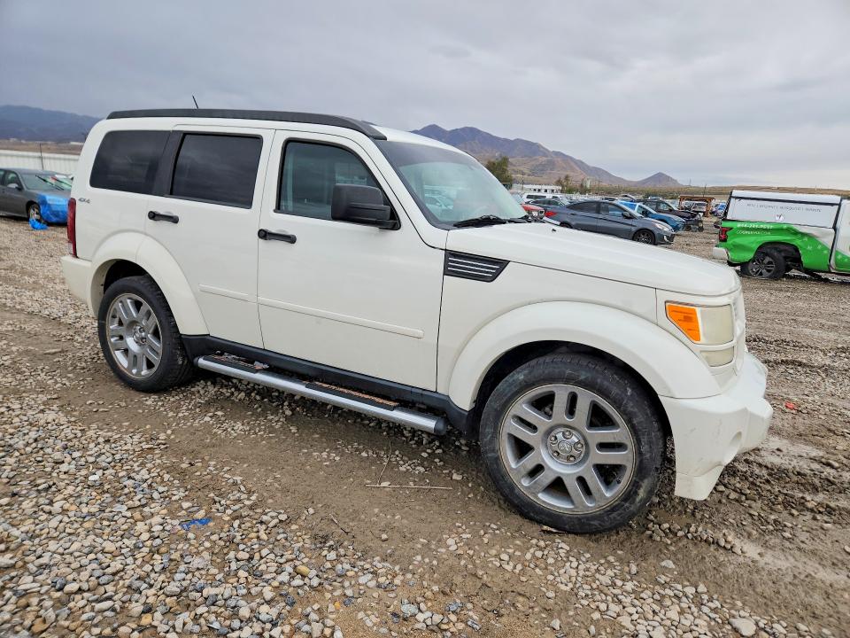 Снимка 4 от търг – 2010 DODGE NITRO с VIN 1D4PU5GX0AW114780