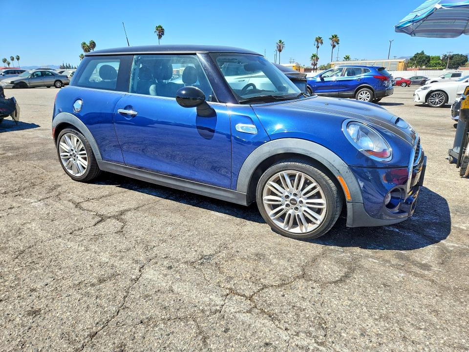 Снимка 4 от търг – 2014 MINI COOPER с VIN WMWXM7C52ET987206