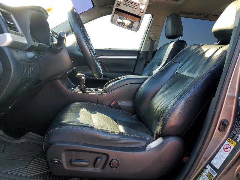 Photo 7 from auction – 2015 TOYOTA HIGHLANDER with VIN 5TDJKRFH3FS122244