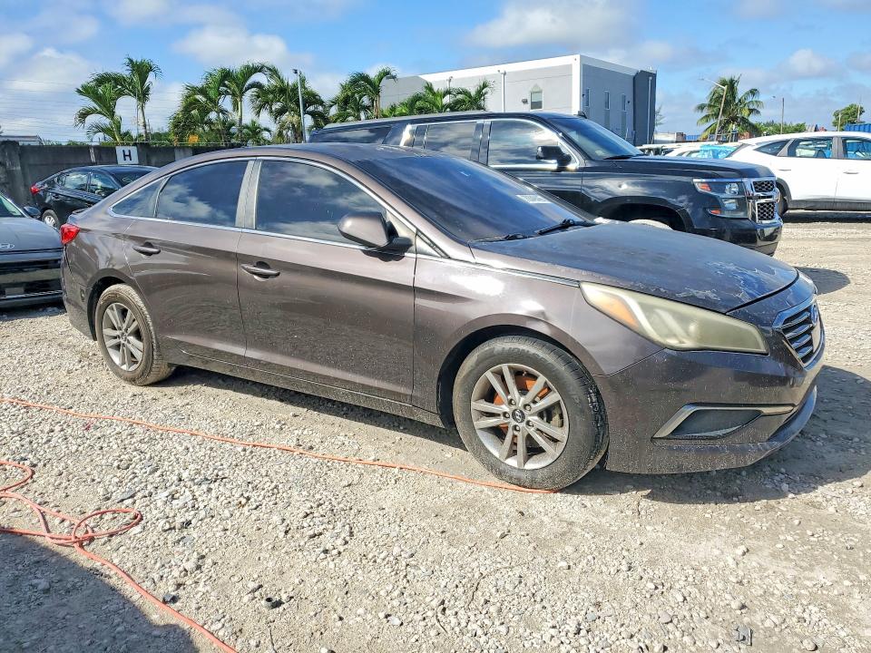 Photo 4 from auction – 2016 HYUNDAI SONATA with VIN 5NPE24AF9GH353537