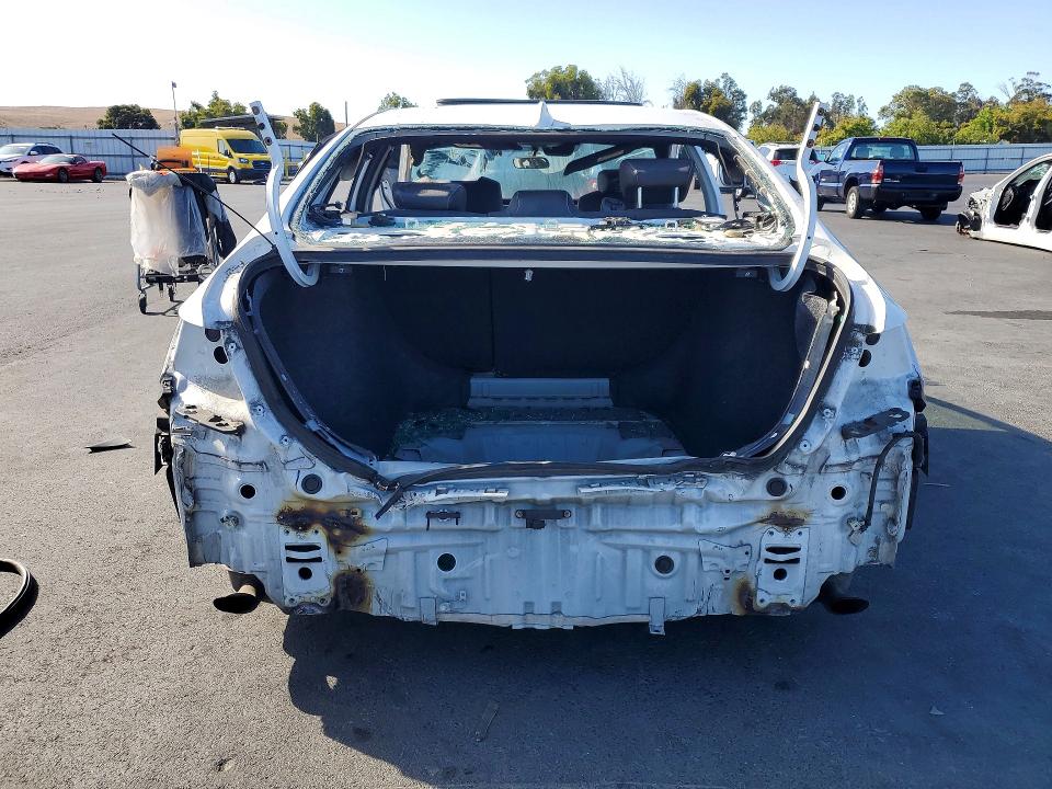 Photo 6 from auction – 2018 HONDA ACCORD with VIN 1HGCV2F3XJA009569
