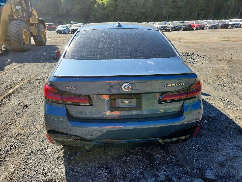 Photo 6 from auction – 2023 BMW M550XI with VIN WBA13BK03PCM16571