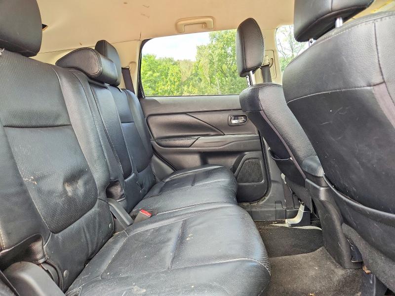 Photo 11 from auction – 2017 MITSUBISHI OUTLANDER with VIN JA4AZ3A39HZ063121