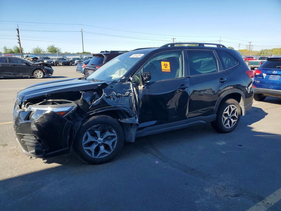 SUBARU FORESTER 2023 with VIN JF2SKADC7PH465028 - Photo from auction