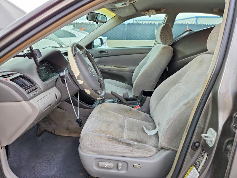 Photo 7 from auction – 2004 TOYOTA CAMRY with VIN 4T1BE32K54U839758