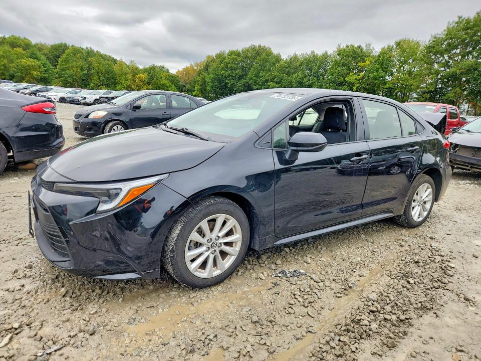 TOYOTA COROLLA 2023 with VIN JTDBCMFE8P3019821 - Photo from auction