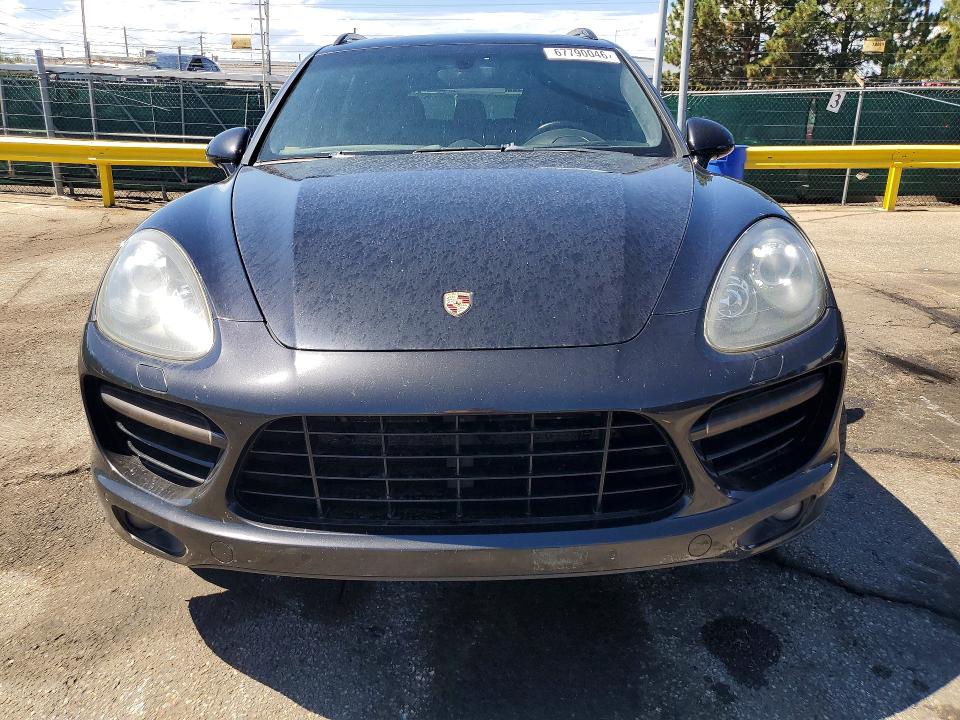 Photo 5 from auction – 2014 PORSCHE CAYENNE with VIN WP1AC2A21ELA85619