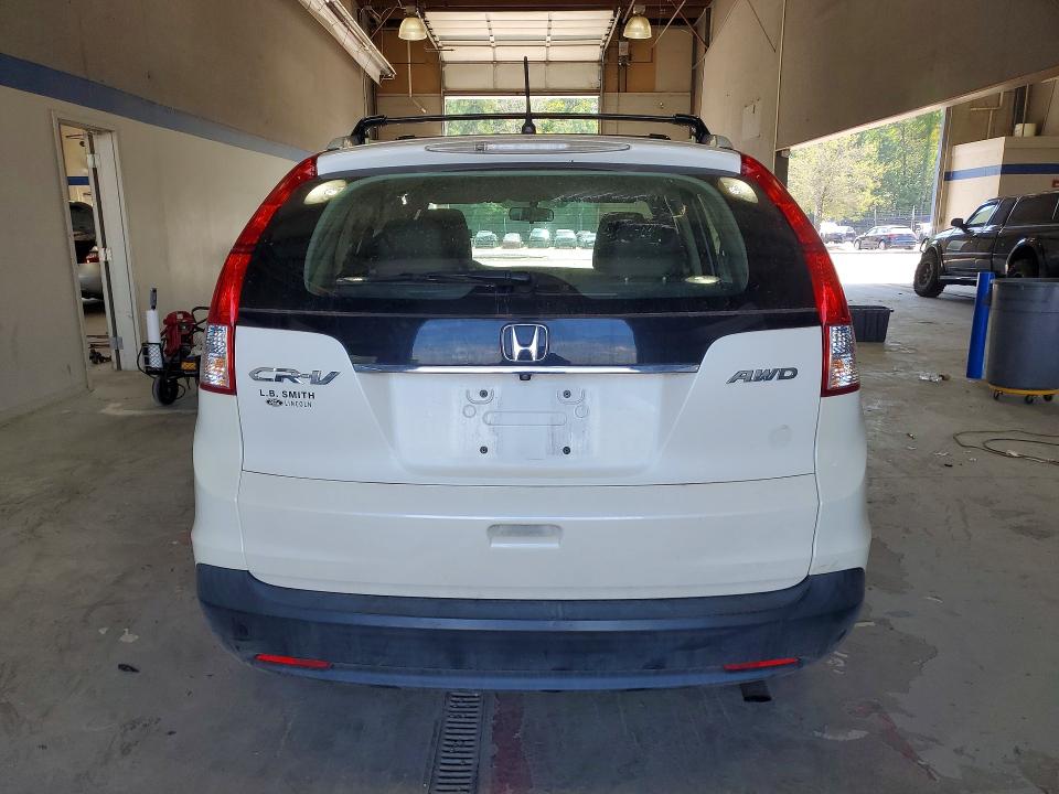 Photo 6 from auction – 2014 HONDA CR-V with VIN 5J6RM4H33EL117010