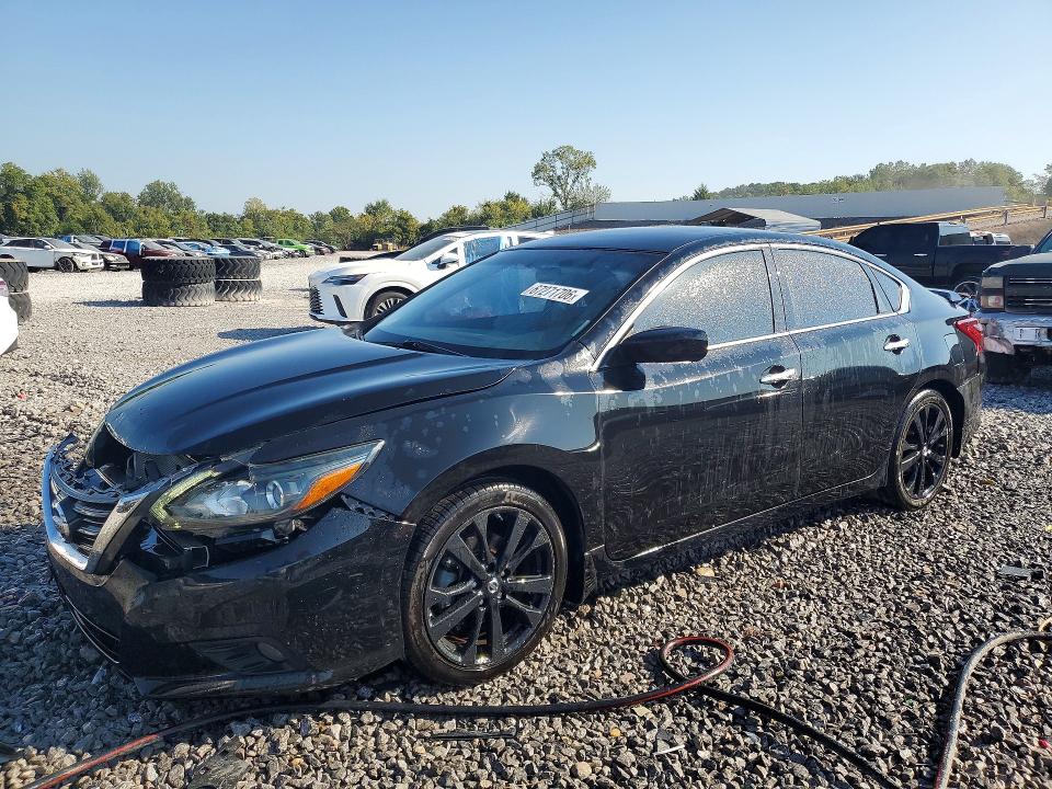 NISSAN ALTIMA 2017 with VIN 1N4AL3AP1HC185183 - Photo from auction