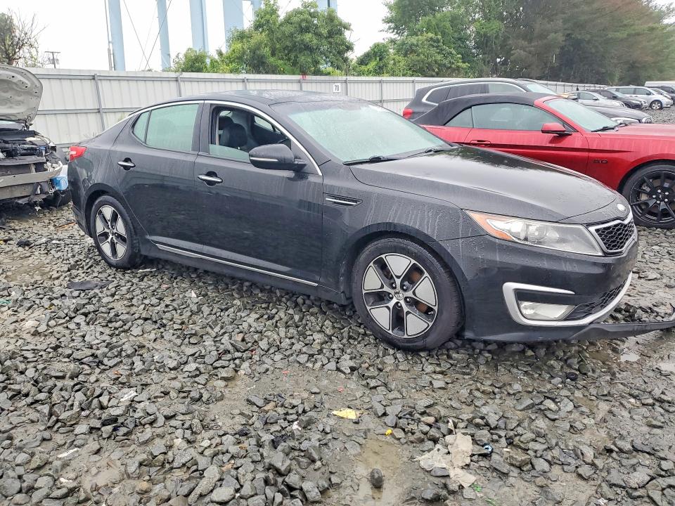 Photo 4 from auction – 2012 KIA OPTIMA with VIN KNAGM4AD8C5021212