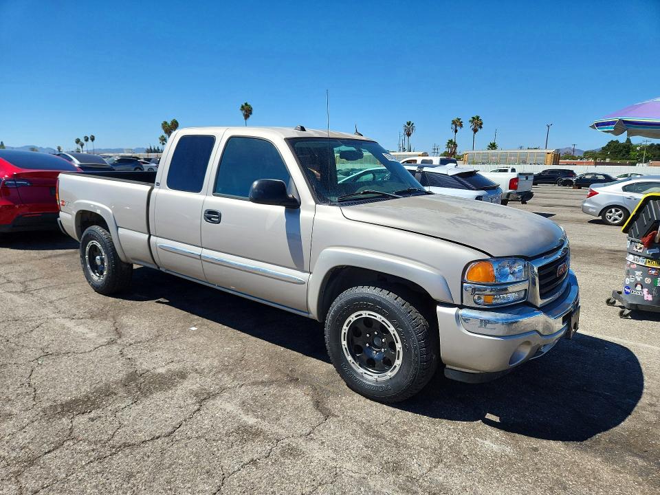 Photo 4 from auction – 2005 GMC NEW SIERRA with VIN 1GTEK19B05E333903