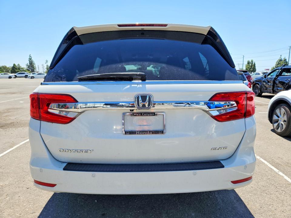 صورة رقم 6 من المزاد - 2018 HONDA ODYSSEY مع VIN 5FNRL6H91JB033418