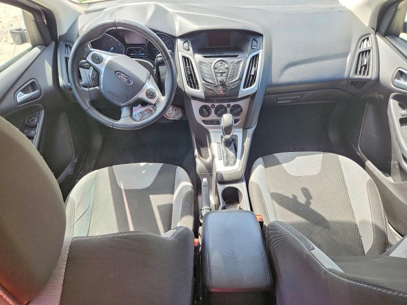 Снимка 8 от търг – 2014 FORD FOCUS с VIN 1FADP3K29EL221525
