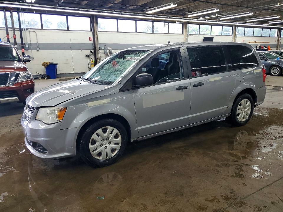DODGE GRAND CARAVAN 2019 с VIN 2C4RDGBG4KR654586 - Снимка от търг