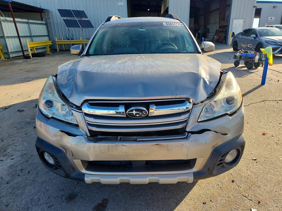 Photo 5 from auction – 2014 SUBARU OUTBACK with VIN 4S4BRCKC0E3236950
